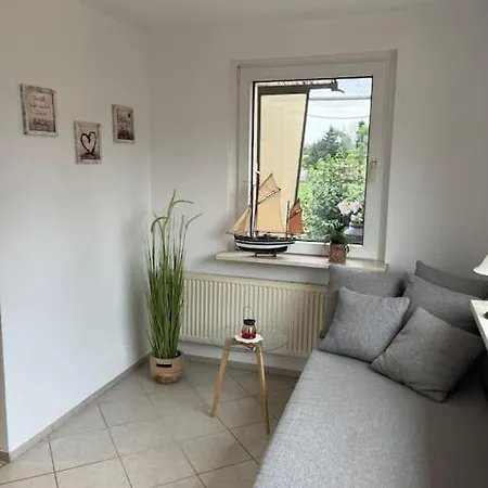 Haus Bernsteinsee Mit Goitzsche-schnuppersegeln * Friedersdorf (Anhalt-Bitterfeld)