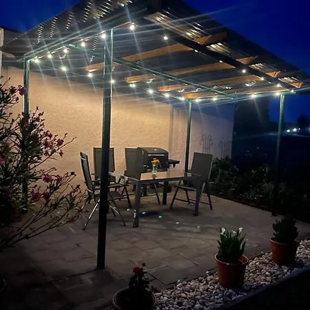 Haus Bernsteinsee Mit Goitzsche-schnuppersegeln Ferienhaus